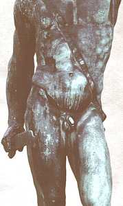 Cellini's Perseus, pre-restoration: torso and upper legs, front
