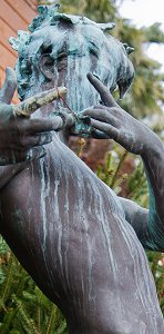 F�lix Maurice Charpentier - L'Improvisateur (lifesize bronze, Bandol, France)