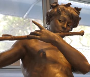 Restored L'Improvisateur at M�diath�que de Bandol - head and shoulders