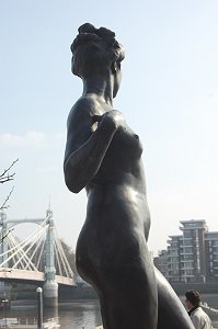 Francis Derwent Wood - Atalanta (close right view)